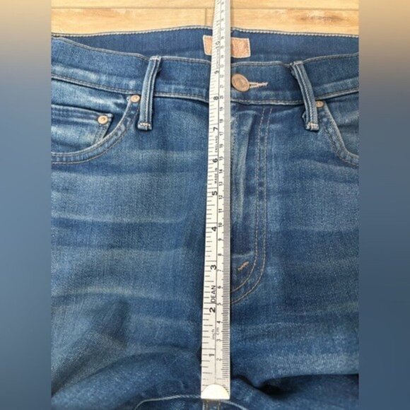 MOTHER - INSIDER CROP STEP FRAY JEANS - Picture 9 of 12